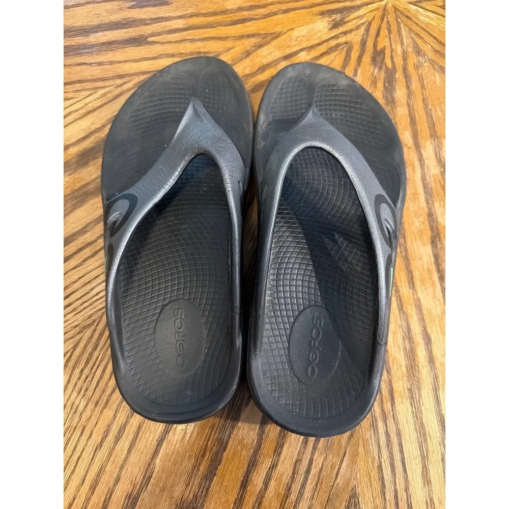 OOFOS‎ OOriginal Sandal Black Recovery Flip Flop Thong Mens 6 Womens 8 EU 39